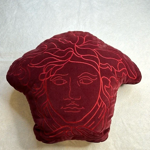 VERSACE RARE LARGE MEDUSA HEAD RED VELVET ACCENT THROW PILLOW EMBROIDERED HEAD - Picture 2 of 9